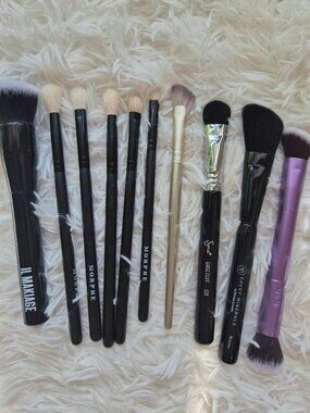 Makeup brushes bundle ( Morphe/ Illmakiyage/ Tsrte/ Sigma)